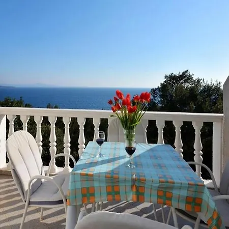 Ivan Dolac 17778g Jelsa (Hvar)