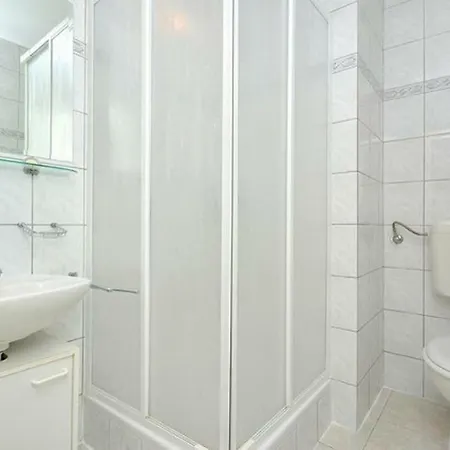 Ivan Dolac 17778g Jelsa (Hvar)