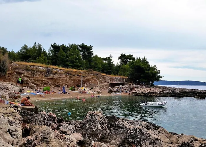 Ivan Dolac 17778g Апартаменты