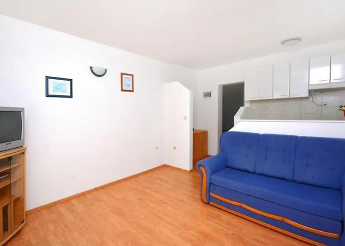 Ivan Dolac 17778g Apartamento Jelsa (Hvar)