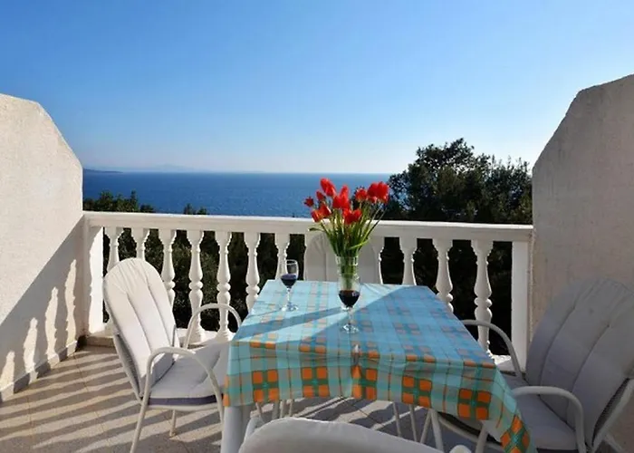 Ivan Dolac 17778g Jelsa (Hvar)